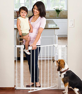 Pressure Mount Doorway Safety Gate-